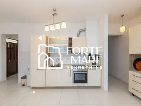 Prodaja, trosoban stan, 118m², Njivice, Herceg Novi - image 6