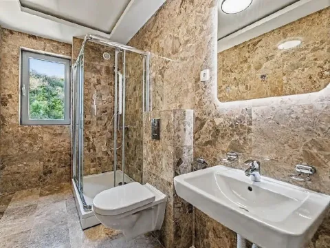 Sale, three bedroom apartment, 160m², Budva, Crna Gora - image 8
