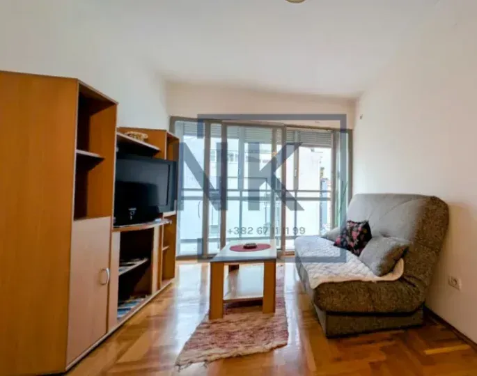 Izdavanje, jednosoban stan, 36m², 1 maj, Podgorica