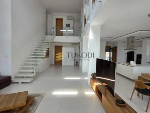 Prodaja, stan, 352m², Centar, Novi Sad - image 3