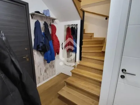 Prodaja, trosoban stan, 136m², Zemun Sve Podlokacije, Beograd - image 4