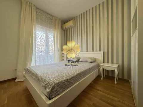 Izdavanje, dvosoban stan, 75m², City Kvart, Podgorica - image 10