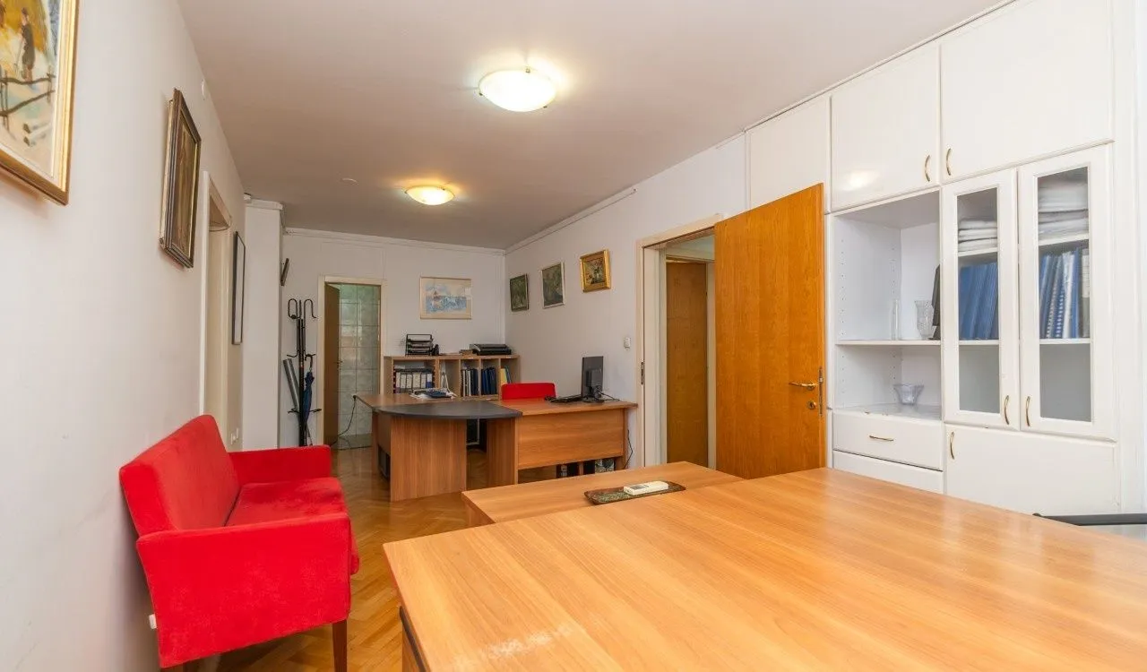 Sale, office space, 87m², Preko Morače, Podgorica