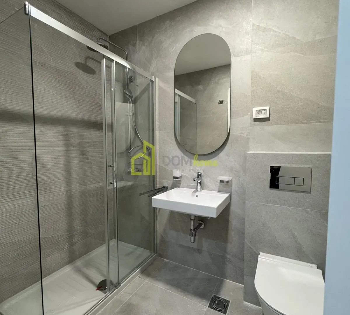 Prodaja, jednosoban stan, 49m², Central Point, Podgorica