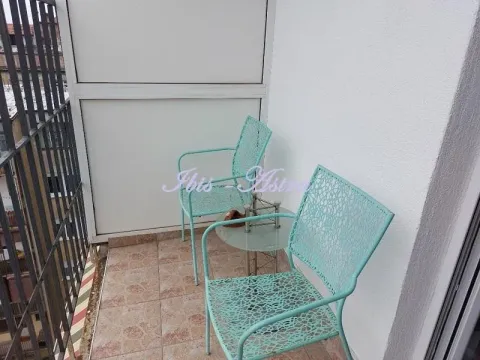 Rent, three bedroom apartment, 75m², Vračar Sve Podlokacije, Beograd - image 10