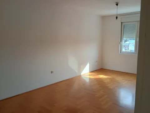 Izdavanje, jednosoban stan, 52m², Zabjelo, Podgorica - image 5