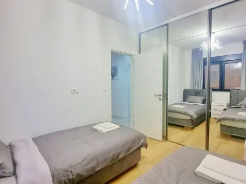 Prodaja, dvosoban stan, 69m², Centar, Budva - image 6