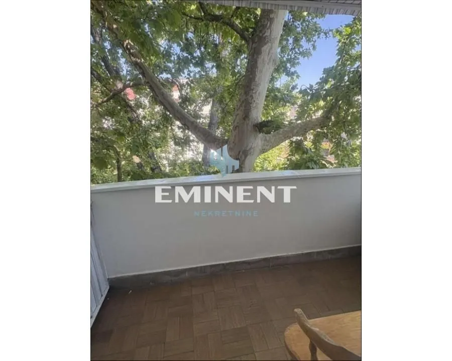 Rent, three bedroom apartment, 80m², Neimar, Vračar Sve Podlokacije