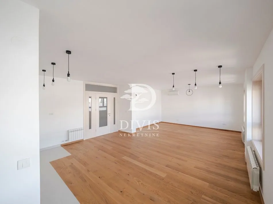 Sale, four bedroom apartment, 128m², Vračar Hram, Vračar Sve Podlokacije