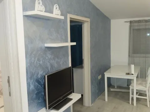 Rent, two bedroom apartment, 50m², Centar, Podgorica - image 9