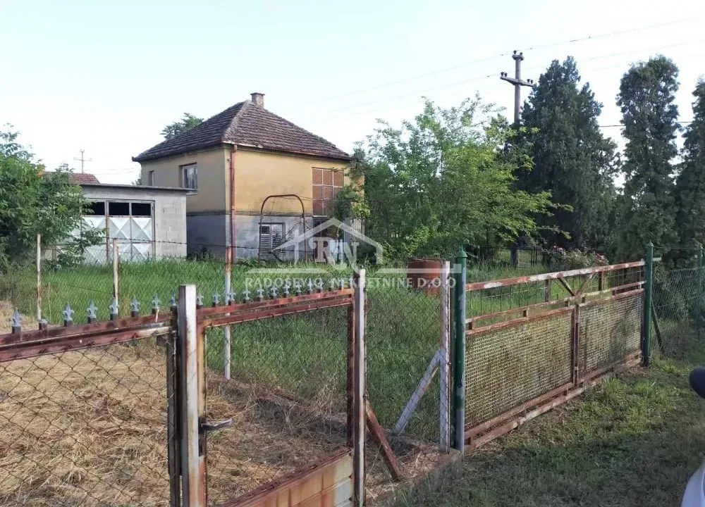 Prodaja, kuća, 66m², Umka, Beograd