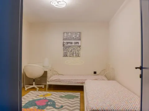 Izdavanje, kuća, 180m², Ledinci, Petrovaradin - image 8
