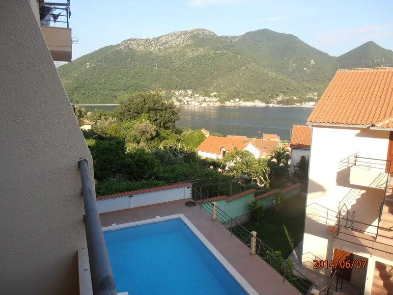 Prodaja, stan, 130m², Kamenari, Herceg Novi