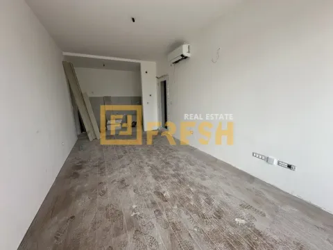 Prodaja, dvosoban stan, 77m², Tološi, Podgorica - image 2