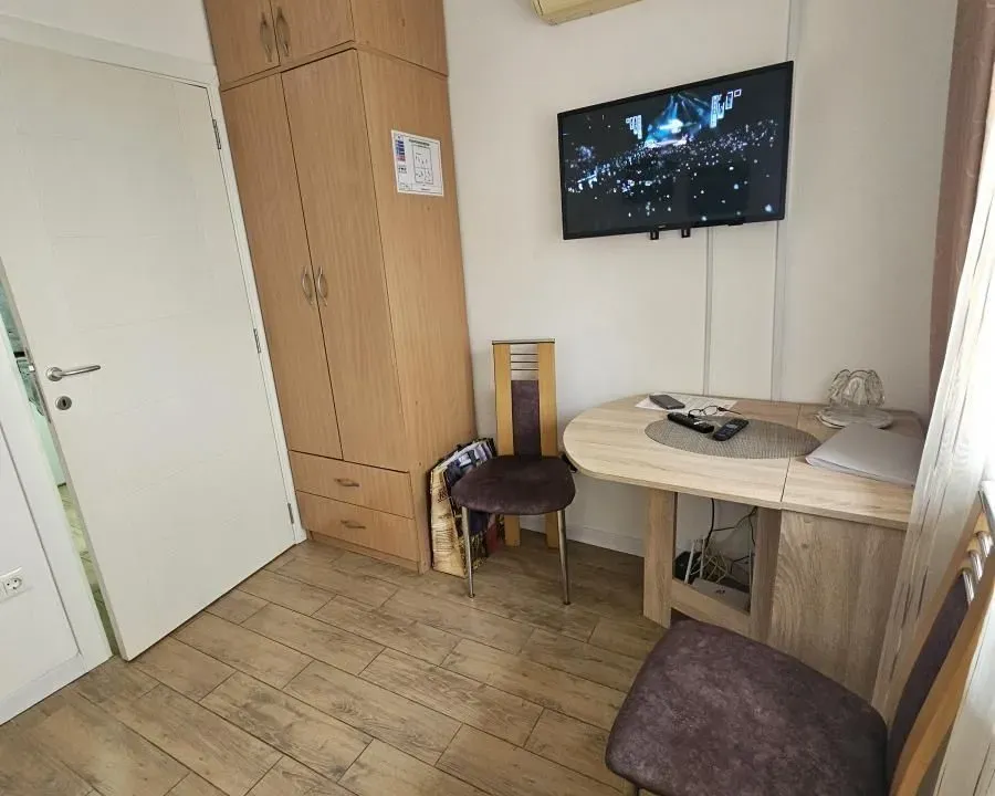 Prodaja, garsonjera, 18m², Centar, Kragujevac