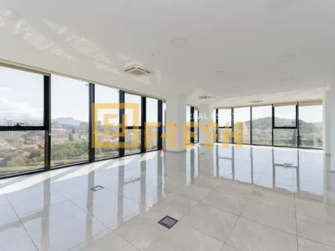 Izdavanje, poslovni prostor, 100m², Preko Morače, Podgorica - image 6