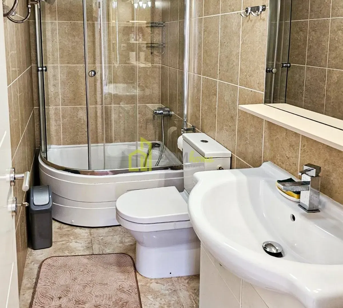 Izdavanje, trosoban stan, 124m², Babin Do, Budva