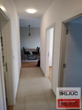 Izdavanje, trosoban stan, 57m², Kej, Novi Sad Sve Podlokacije - image 11