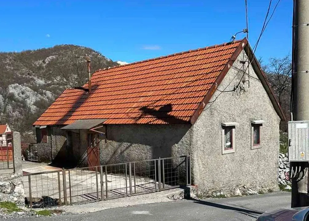 Sale, house, 74m², Cetinje, Crna Gora