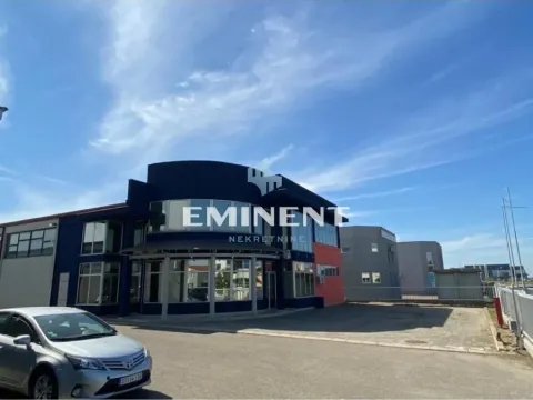 Sale, office space, 1120m², Nova Pazova, Stara Pazova