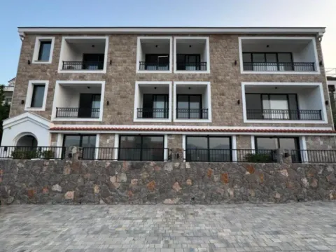 Prodaja, jednosoban stan, 31m², Radovići, Tivat