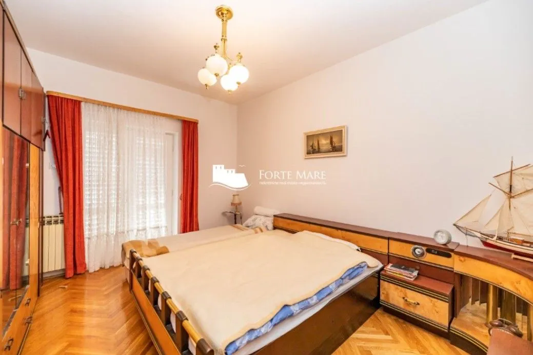 Prodaja, kuća, 387m², Igalo, Herceg Novi