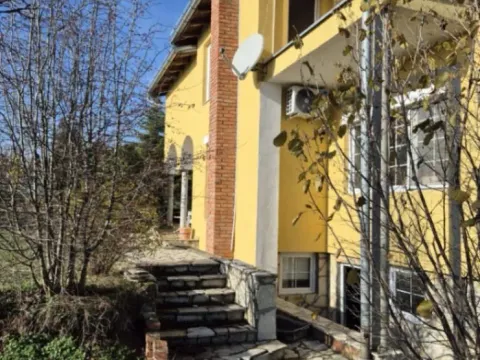 Prodaja, kuća, 230m², Stara Lipovica, Barajevo - image 2