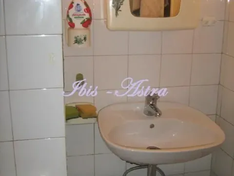 Izdavanje, poslovni prostor, 84m², Kalenić Pijaca, Vračar Sve Podlokacije - image 17