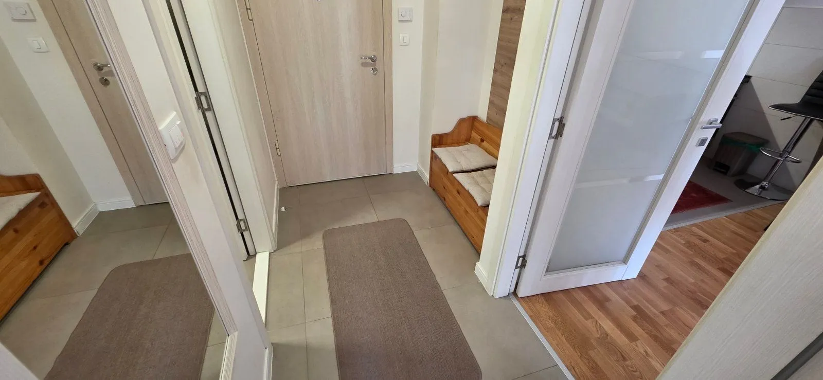 Rent, one bedroom apartment, 42m², Pobrežje, Podgorica