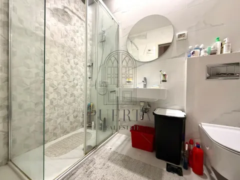 Izdavanje, jednosoban stan, 50m², Central Point, Podgorica - image 11