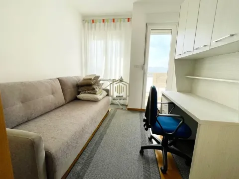 Rent, two bedroom apartment, 64m², City Kvart, Podgorica - image 5
