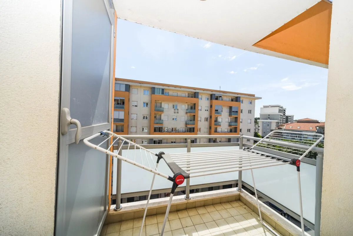 Rent, one bedroom apartment, 45m², City Kej, Podgorica