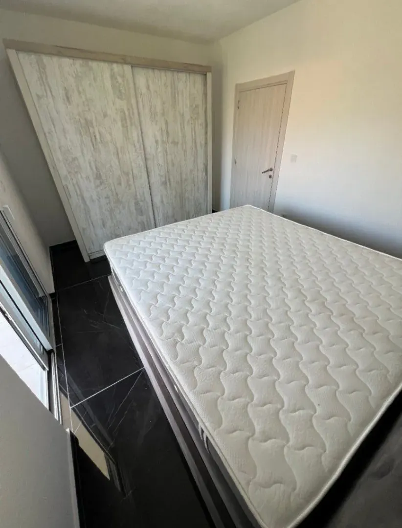 Izdavanje, stan, 50m², Polje, Bar
