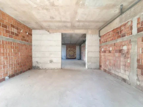 Izdavanje, poslovni prostor, 282m², Stari Aerodrom, Podgorica - image 7