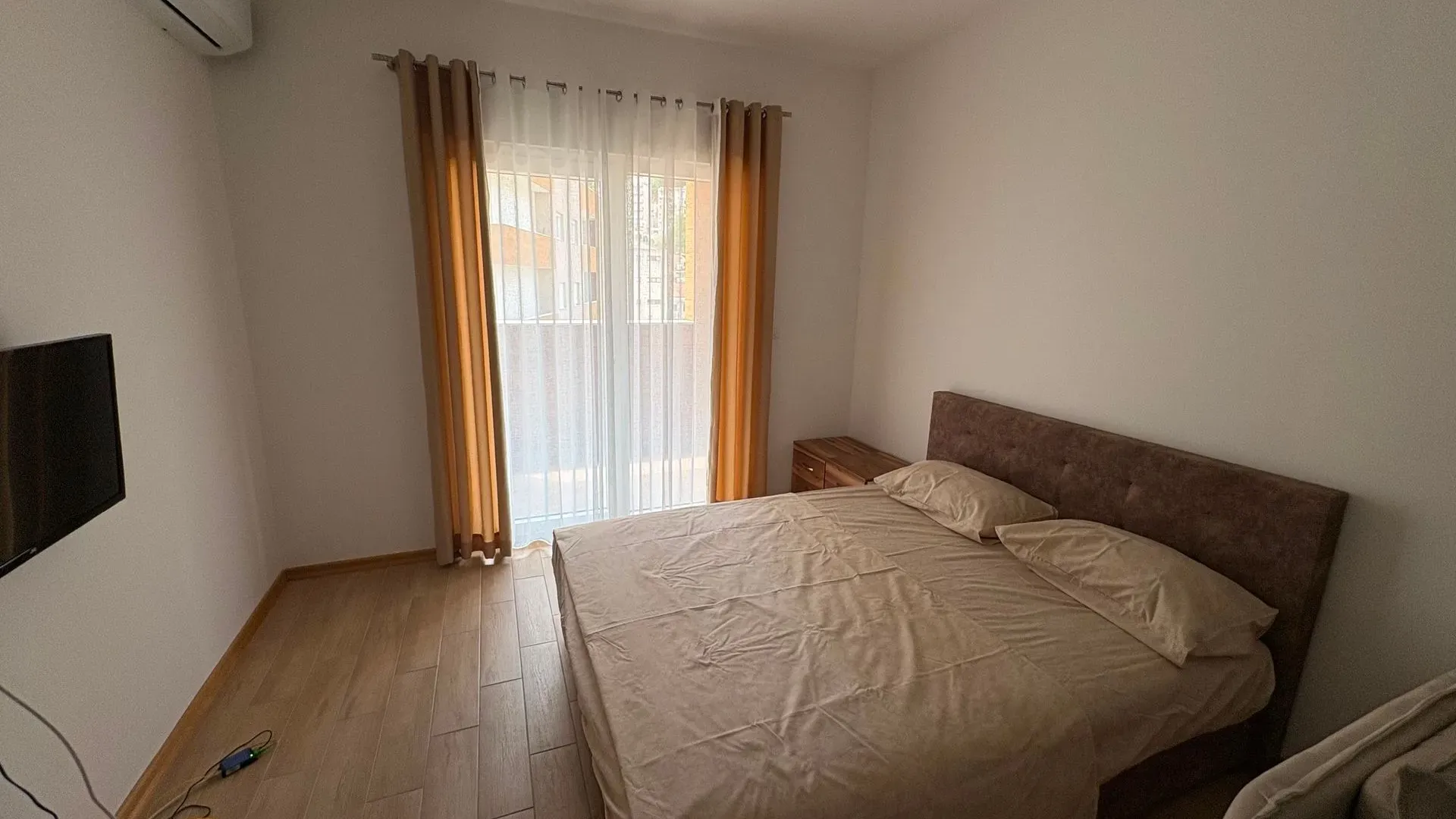 Rent, studio apartment, 33m², Budva, Crna Gora