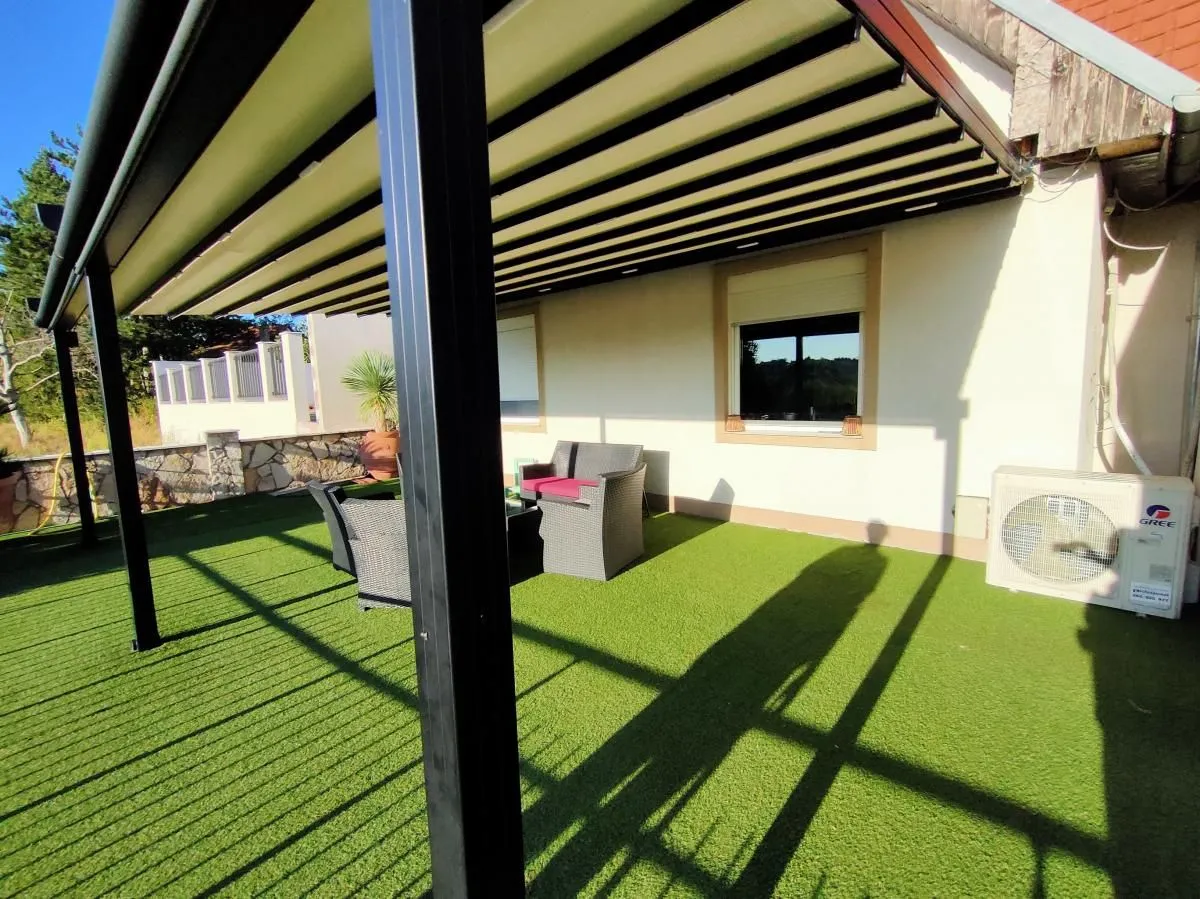 Prodaja, kuća, 380m², Sremska Kamenica, Petrovaradin