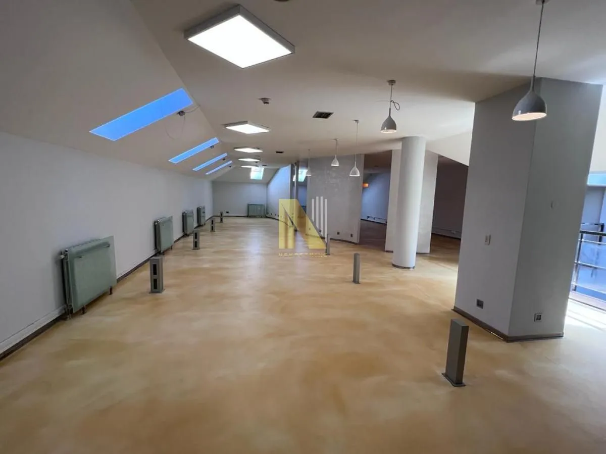 Rent, office space, 360m², Centar, Novi Sad