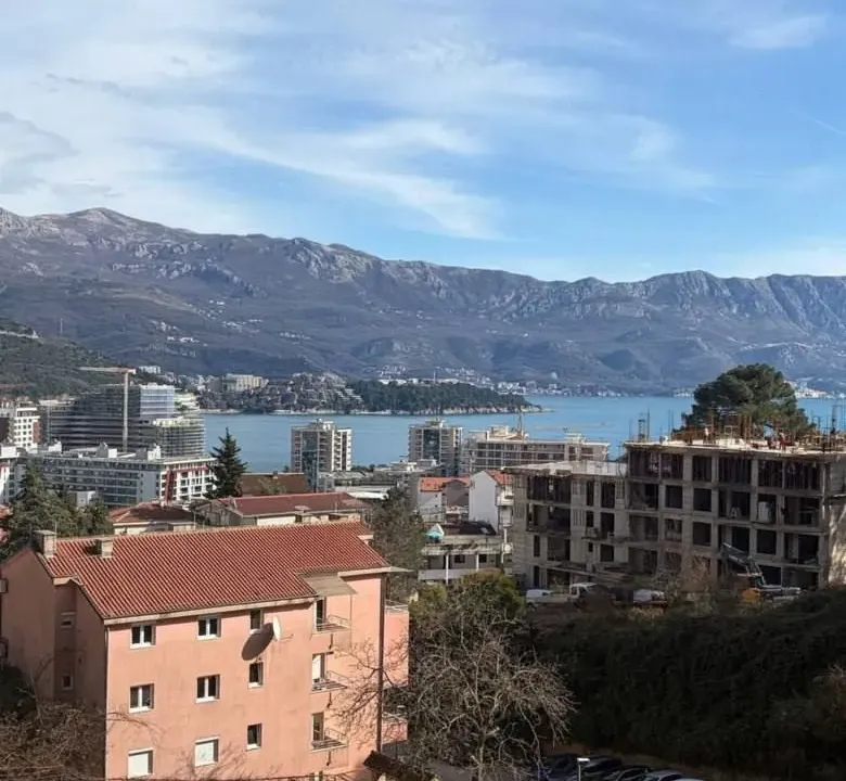 Prodaja, jednosoban stan, 45m², Centar, Budva