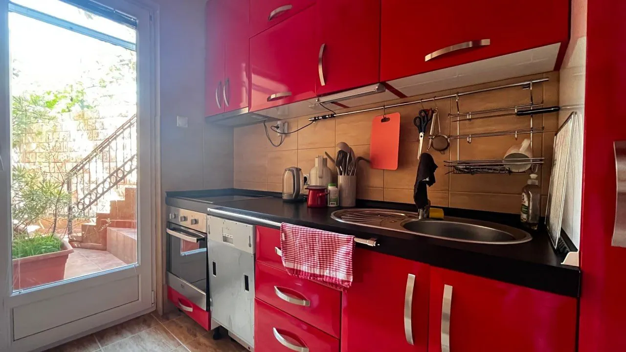 Prodaja, dvosoban stan, 102m², Petrovac, Budva