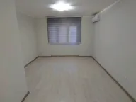 Izdavanje, poslovni prostor, 45m², Preko Morače, Podgorica - image 2