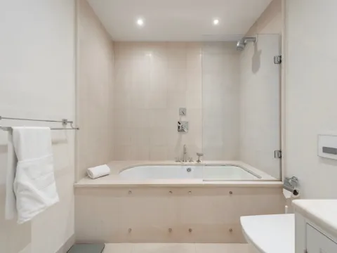 Izdavanje, jednosoban stan, 119m², Porto Montenegro, Tivat - image 14