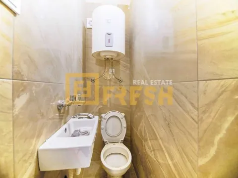 Izdavanje, kuća, 400m², Stari Aerodrom, Podgorica - image 30