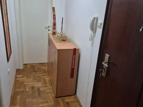 Prodaja, dvosoban stan, 40m², Bulevar Evrope, Novi Sad Sve Podlokacije - image 4