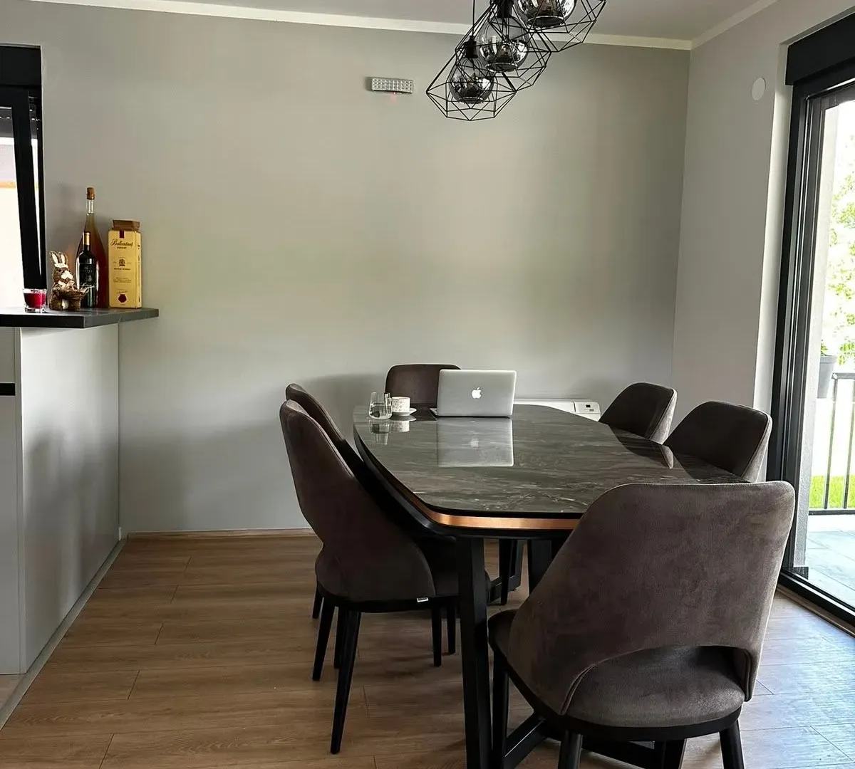 Rent, house, 160m², Pričelje, Podgorica