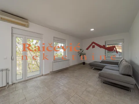 Prodaja, trosoban stan, 90m², Zvezdara Sve Podlokacije, Beograd - image 2