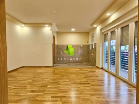 Sale, three bedroom apartment, 92m², Pantelej, Niš - image 3