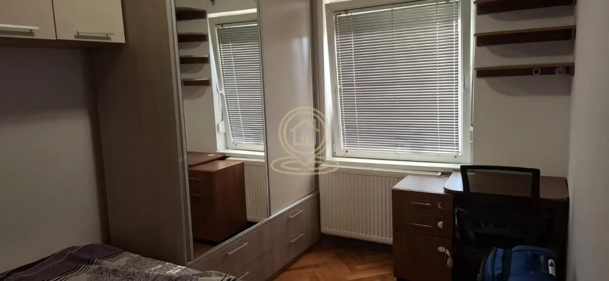 Izdavanje, dvosoban stan, 46m², Socijalno, Novi Sad Sve Podlokacije