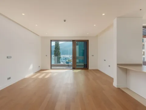 Prodaja, dvosoban stan, 156m², Portonovi, Herceg Novi - image 3