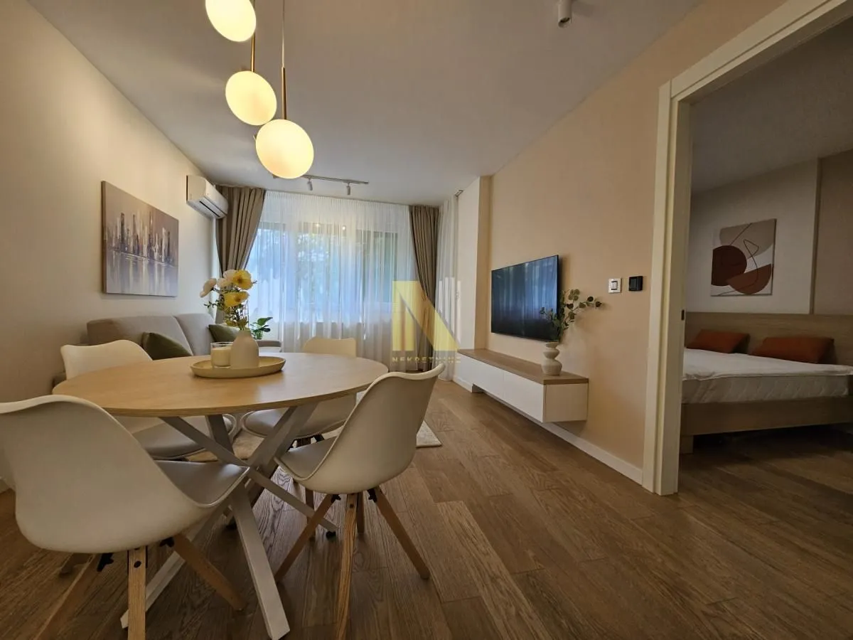 Izdavanje, jednosoban stan, 40m², Sajmište, Novi Sad