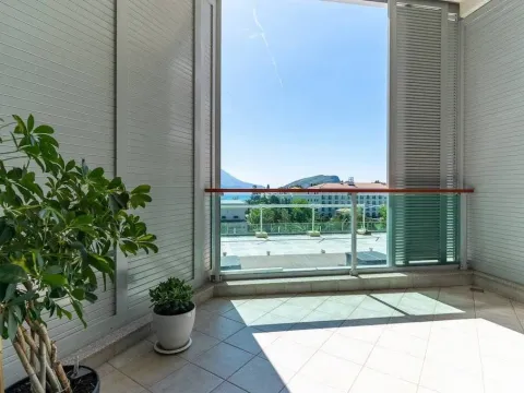 Prodaja, poslovni prostor, 70m², Budva, Crna Gora - image 10